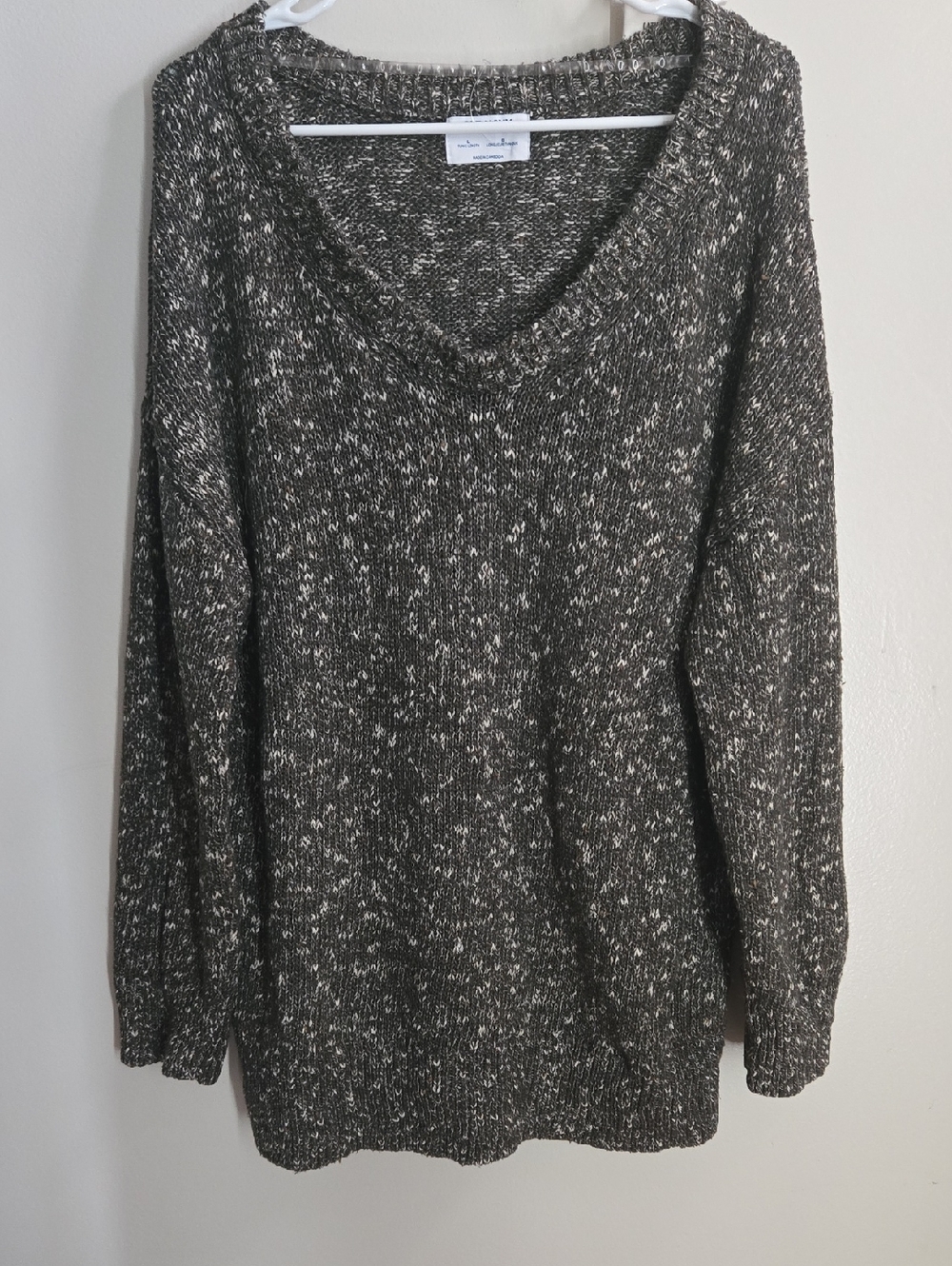 Old Navy Marled V-Neck Tunic Length Sweater - Picture 1 of 6